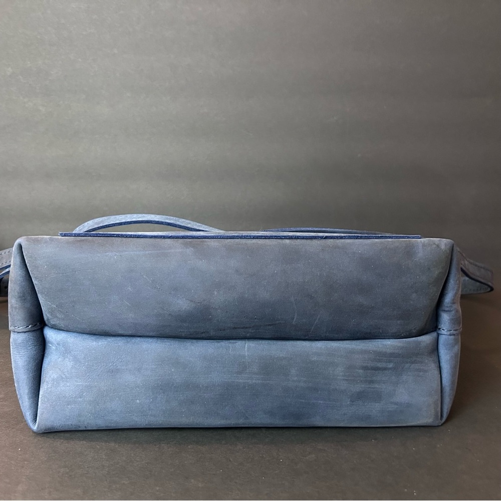 Portland Leather Goods Medium Crossbody Tote Deep Water Blue Leather Bag - Picture 5 of 6